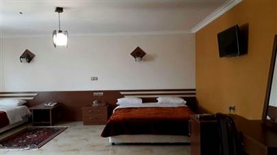 اتاق سه تخته هتل ستاره خلیج فارس بندر گناوه